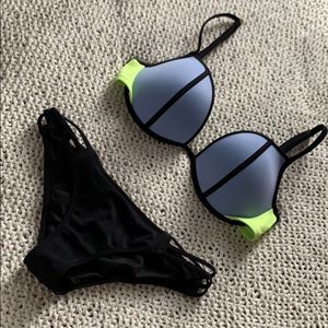 Victoria’s Secret Swimsuit Bikini
